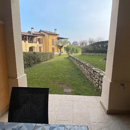 With Garden In With Pool Апартаменты