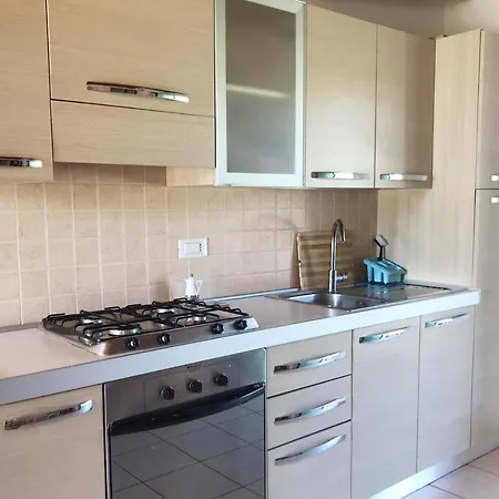 Апартаменты With Garden In With Pool Манерба-дель-Гарда